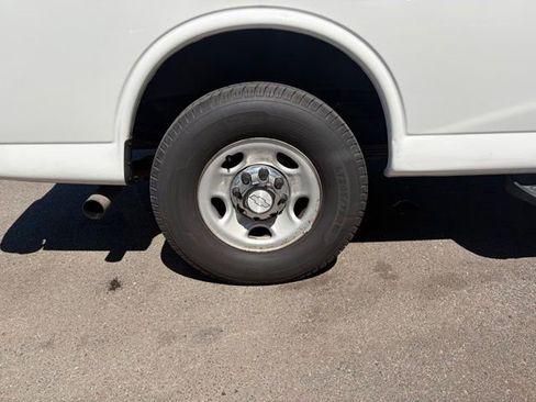 Used 2016 Chevrolet Express 3500 LT w/ LT Preferred Equipment Group RWD image 40