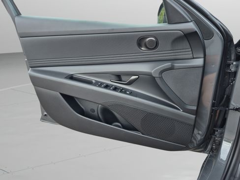 New 2026 Hyundai Elantra SEL Sport FWD image 22