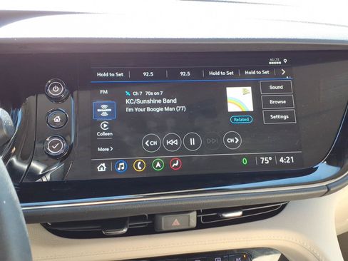 Used 2023 Buick Envision Avenir AWD/4WD image 21