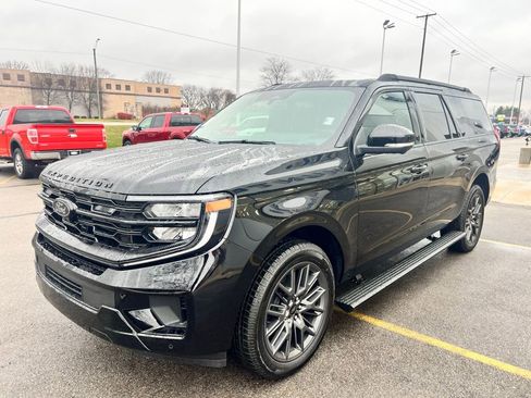 New 2025 Ford Expedition Max Platinum w/ Stealth Performance Package image 46