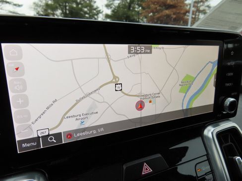 Used 2023 Kia Sorento SX image 22