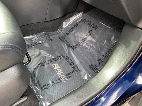 Used 2021 Toyota RAV4 XSE image 37