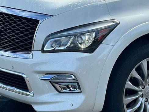 Used 2015 INFINITI QX80 4WD w/ 22" Wheel Package image 10