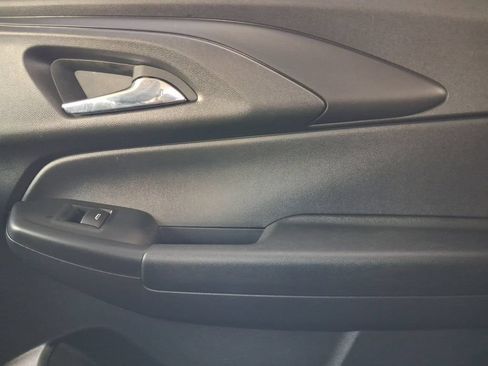 Used 2025 Chevrolet TrailBlazer LT FWD image 25