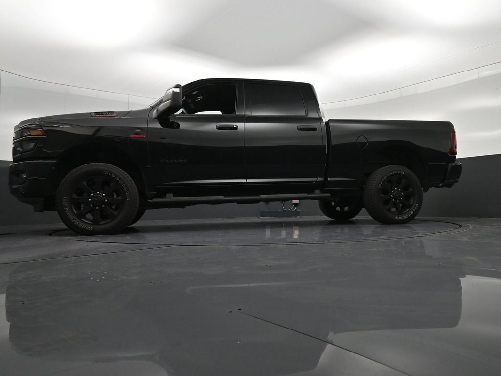 Used 2025 RAM 2500 Big Horn AWD/4WD image 31