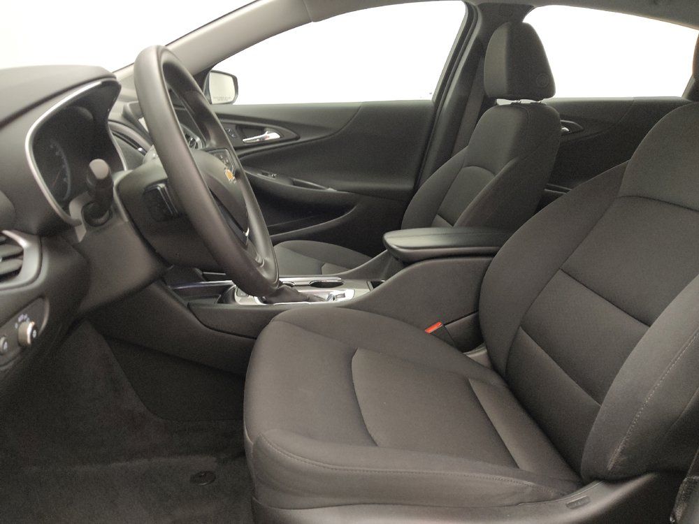 Used 2025 Chevrolet Malibu LT FWD image 17