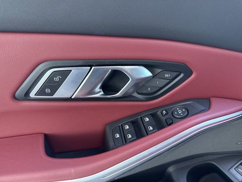 Used 2023 BMW M340i RWD image 7