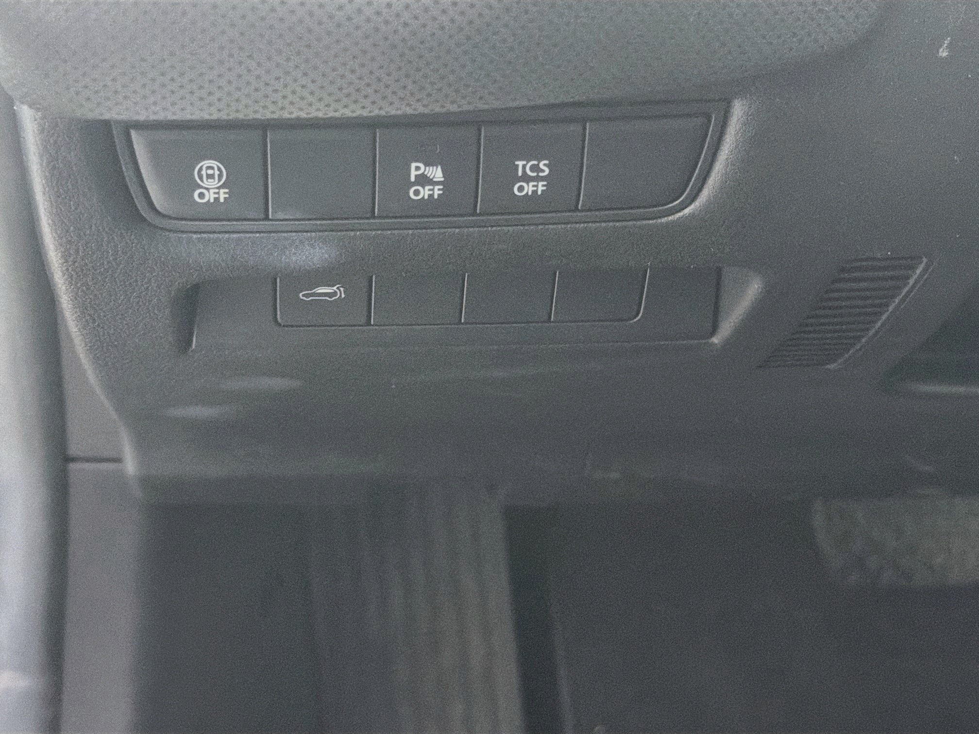 Used 2026 MAZDA CX-50 AWD 2.5 S w/ Preferred Pkg image 16