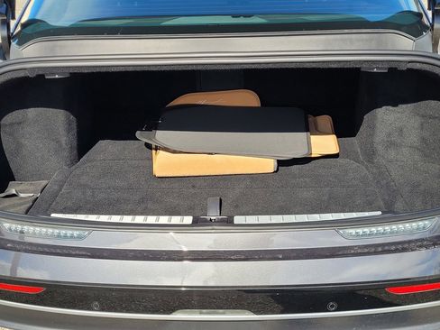 Used 2023 Lucid Air Grand Touring image 32