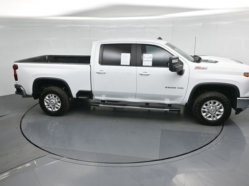 Used 2024 Chevrolet Silverado 2500 LT image 50