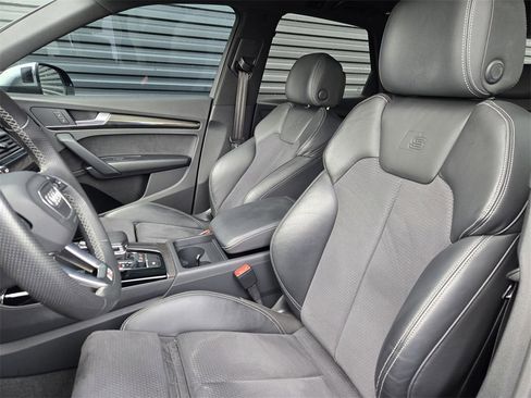 Certified 2023 Audi SQ5 Premium w/ Convenience Package image 19