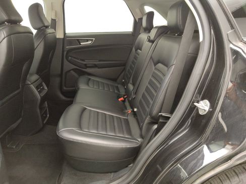 Used 2023 Ford Edge SEL image 18