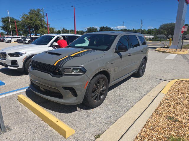 Used 2023 Dodge Durango R/T w/ Hemi Orange Plus Package RWD image 2