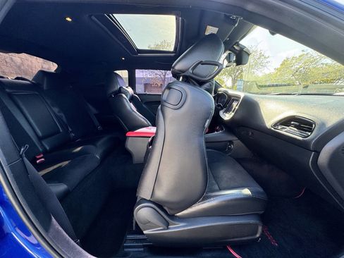 Used 2018 Dodge Challenger R/T Scat Pack w/ Leather Interior Group RWD image 29