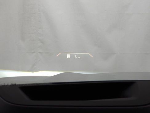 New 2026 BMW X6 xDrive40i w/ Climate Comfort Package image 17