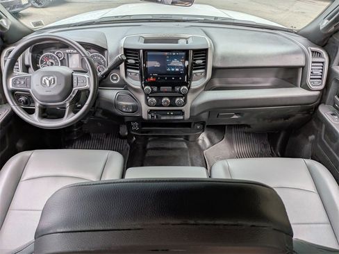 Used 2025 RAM 2500 Tradesman w/ Chrome Appearance Group image 18