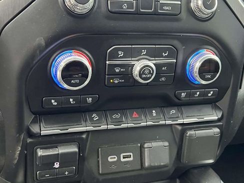 Used 2021 GMC Sierra 1500 AT4 image 24