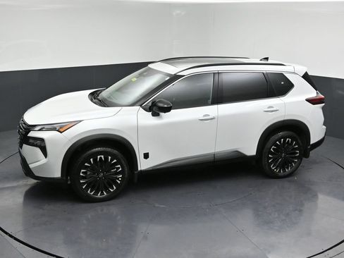 New 2026 Nissan Rogue SV image 29