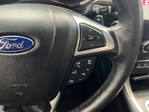 Used 2016 Ford Edge SEL w/ Utility Package FWD image 19