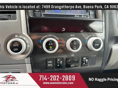 Used 2015 Toyota Sequoia SR5 w/ Premium Package AWD/4WD image 33