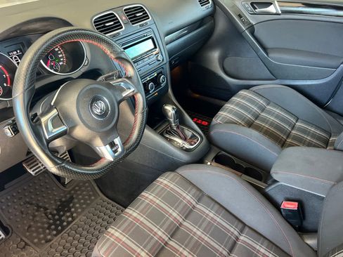 Used 2012 Volkswagen GTI 4-Door image 11