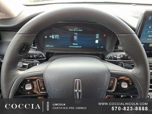 Certified 2024 Lincoln Corsair AWD image 18