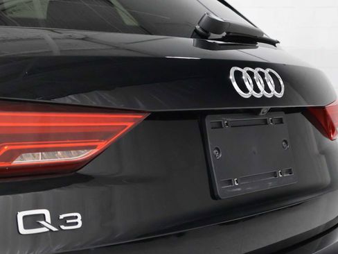 Used 2024 Audi Q3 2.0T Premium AWD/4WD image 5