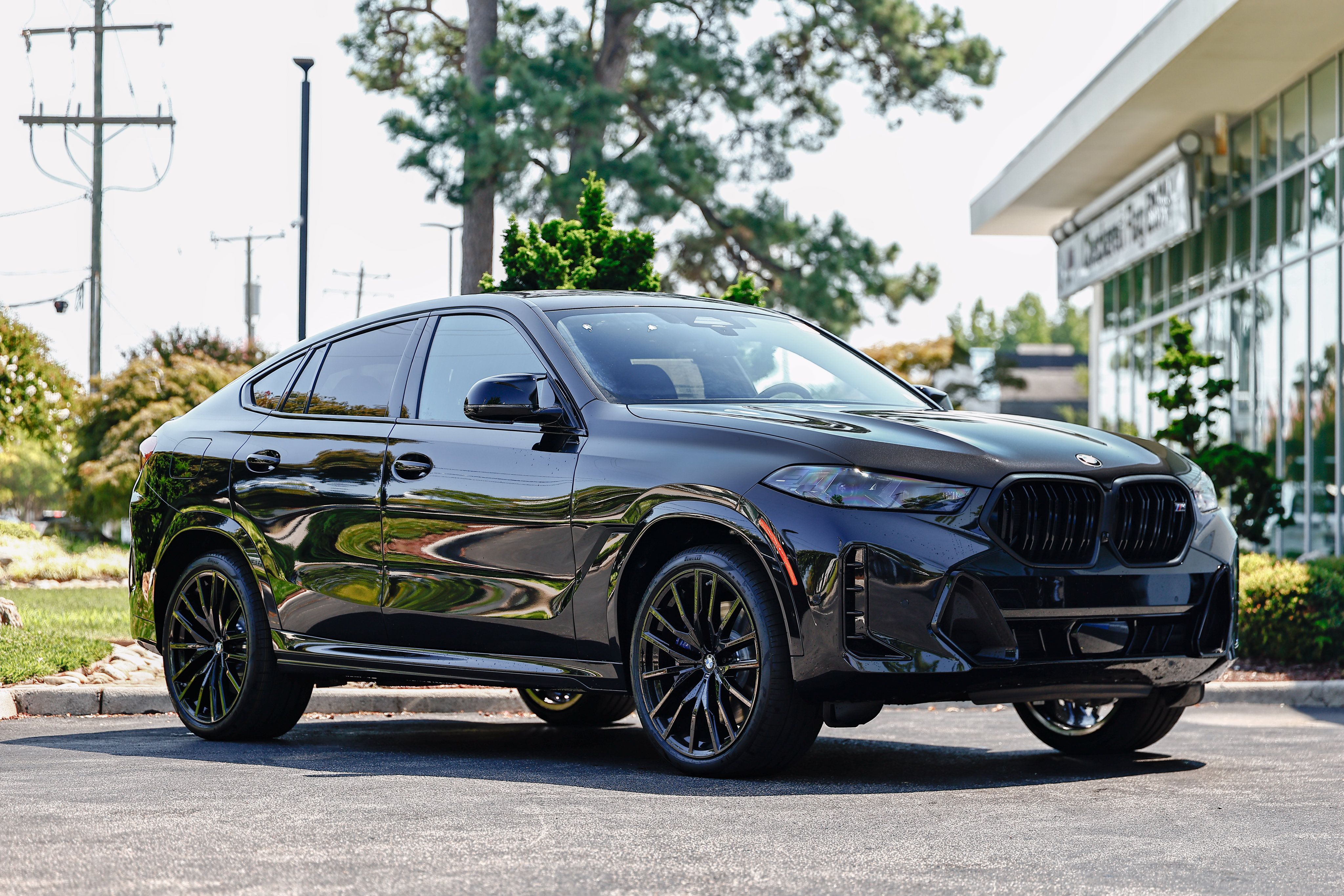 New 2027 BMW X6 M60i w/ Executive Package AWD/4WD image 1