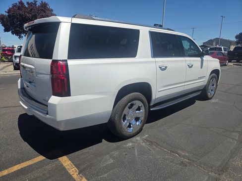 Used 2019 Chevrolet Suburban Premier AWD/4WD image 2