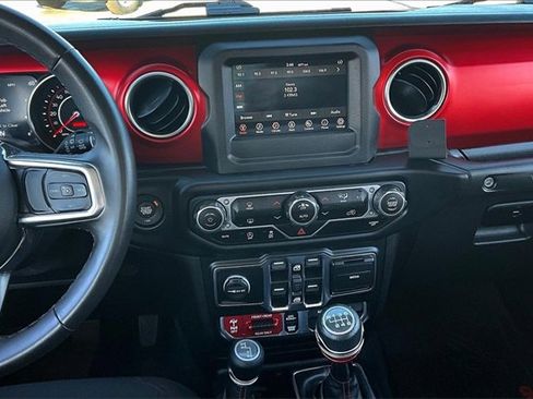 Used 2021 Jeep Wrangler Unlimited Rubicon image 9