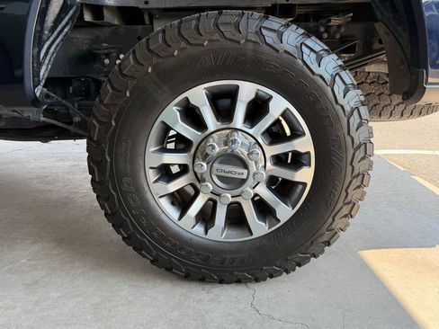 Used 2022 Ford F350 Lariat w/ Lariat Ultimate Package AWD/4WD image 60
