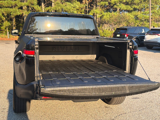 Used 2025 Rivian R1T Adventure Dual AWD/4WD image 20