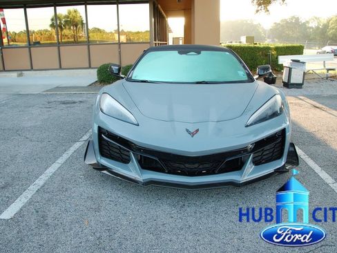 Used 2024 Chevrolet Corvette Z06 w/ Z07 Performance Package RWD image 8