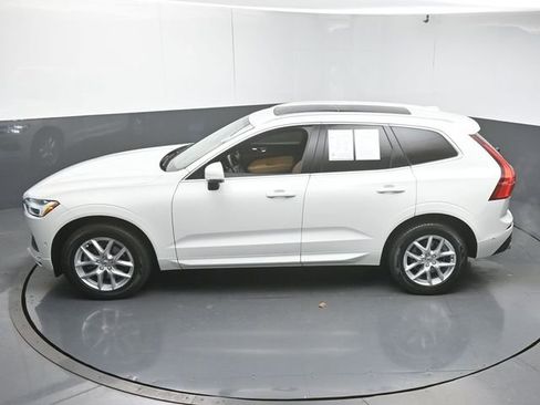 Used 2018 Volvo XC60 T5 Momentum w/ Vision Package image 45