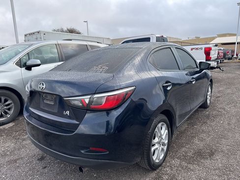 Used 2016 Scion iA image 5