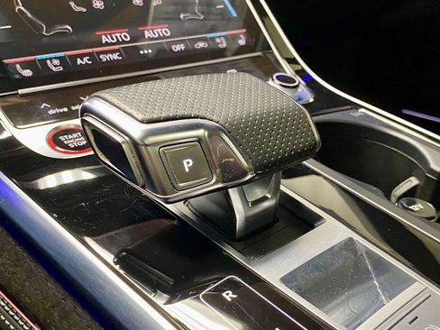 Used 2022 Audi SQ7 Prestige w/ Prestige Package AWD/4WD image 28