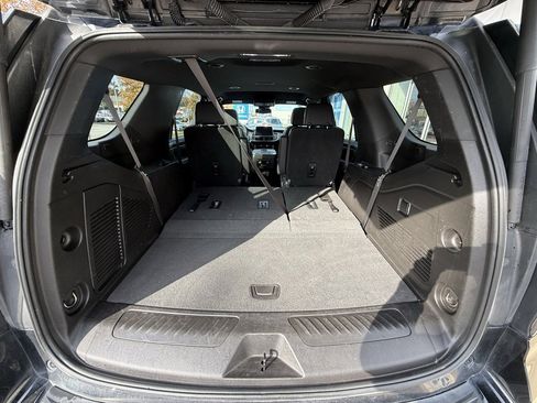 Used 2023 Chevrolet Tahoe LT image 33