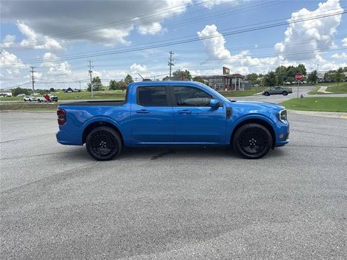 Certified 2025 Ford Maverick Lobo AWD/4WD image 4