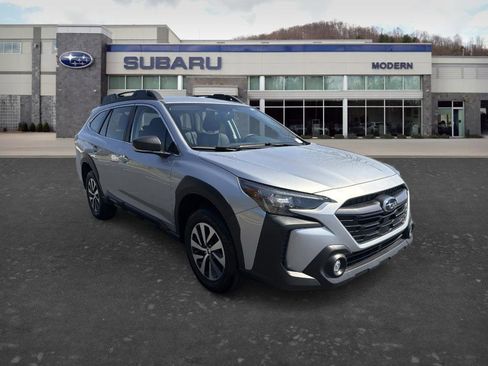 Used 2025 Subaru Outback w/ Popular Package #1A AWD/4WD image 3