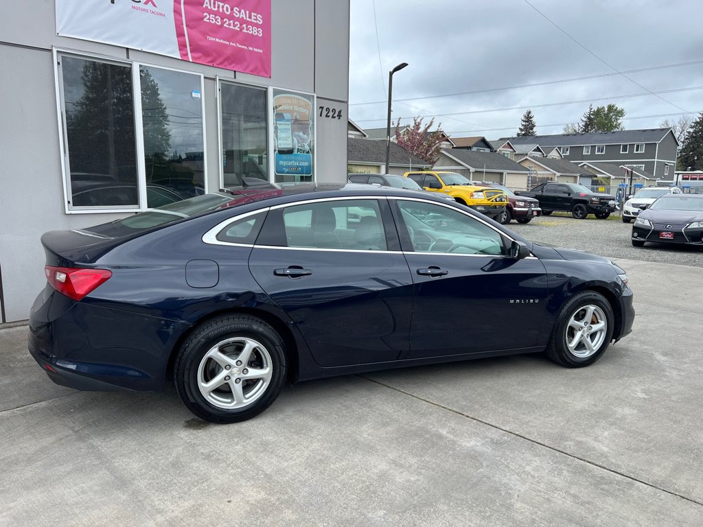 Used 2017 Chevrolet Malibu LS FWD image 8