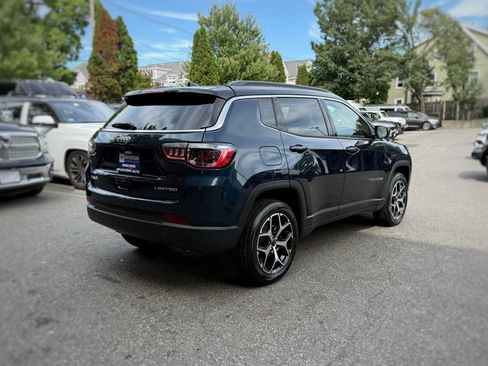 New 2026 Jeep Compass Limited w/ Sun, Sound & Navigation Group AWD/4WD image 8