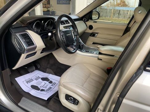 Used 2017 Land Rover Range Rover Sport HSE image 13