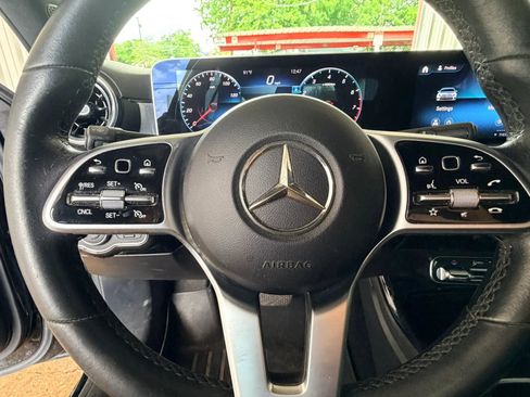 Used 2019 Mercedes-Benz A 220 4MATIC image 16