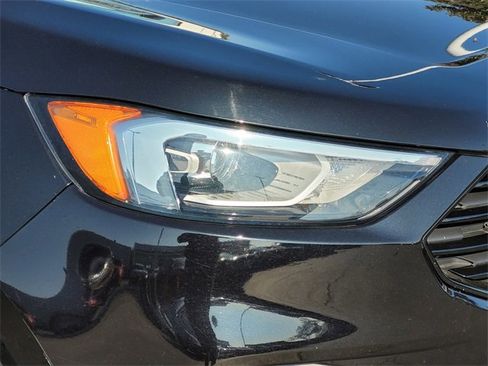 Used 2022 Ford Edge SE w/ Black Appearance Package image 13