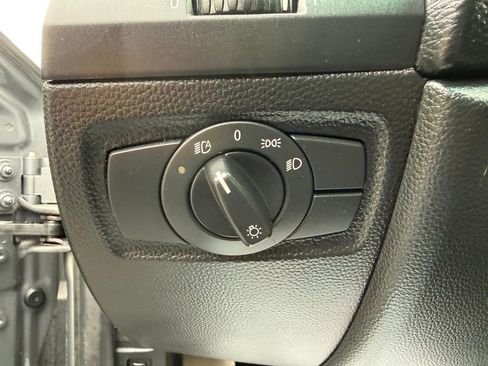 Used 2010 BMW 135i Coupe image 13