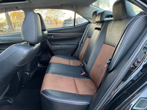 Used 2016 Toyota Corolla L image 24