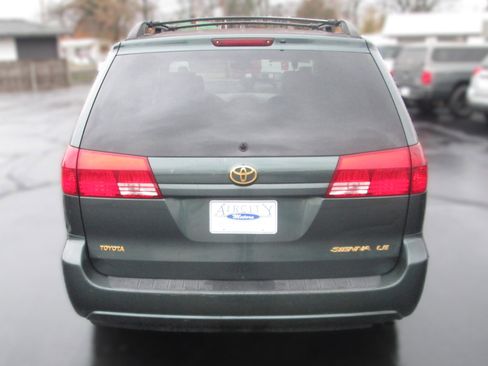Used 2004 Toyota Sienna LE image 8
