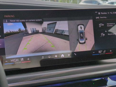 Used 2024 BMW i7 xDrive60 image 31