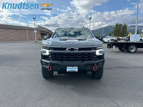 Used 2025 Chevrolet Silverado 1500 ZR2 w/ ZR2 Bison Edition AWD/4WD image 2