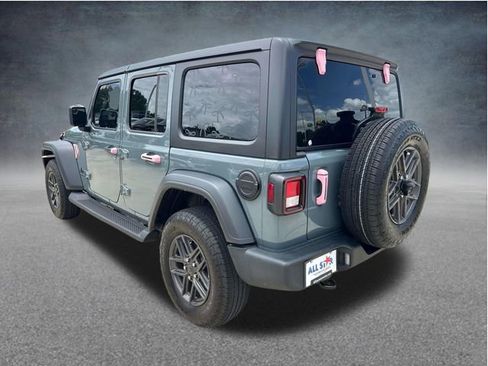 Used 2024 Jeep Wrangler Unlimited Sport AWD/4WD image 8